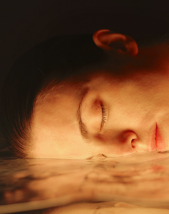 Strengthens the pelvic floor